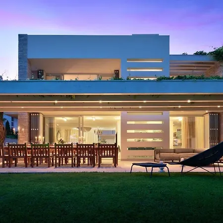 Villa Champion Family Close To Beautiful *